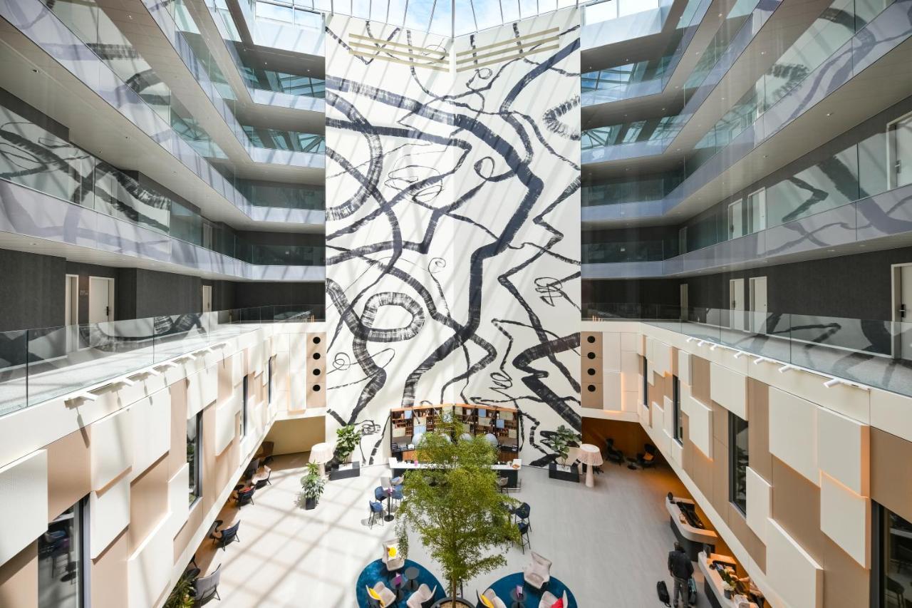 Mercure Geneva Airport Мейрин Екстериор снимка