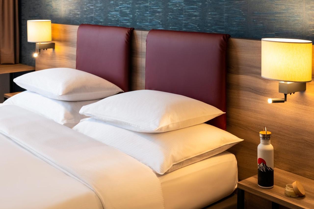 Mercure Geneva Airport Мейрин Екстериор снимка