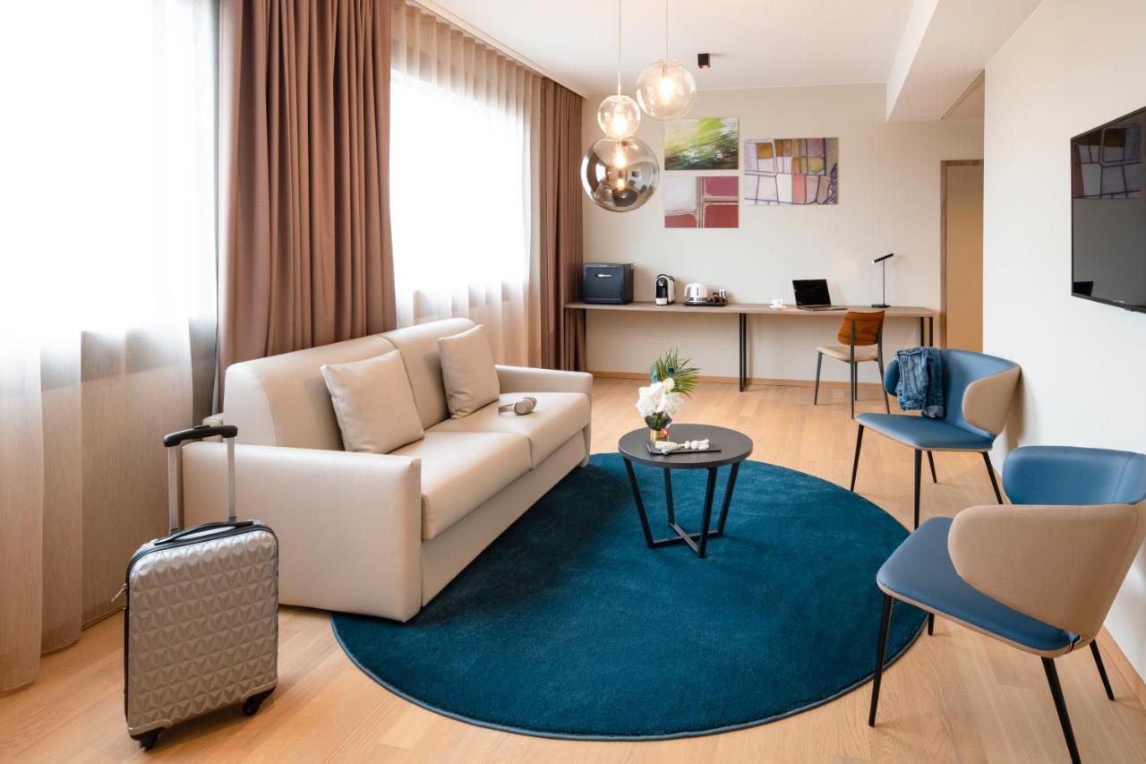 Mercure Geneva Airport Мейрин Екстериор снимка