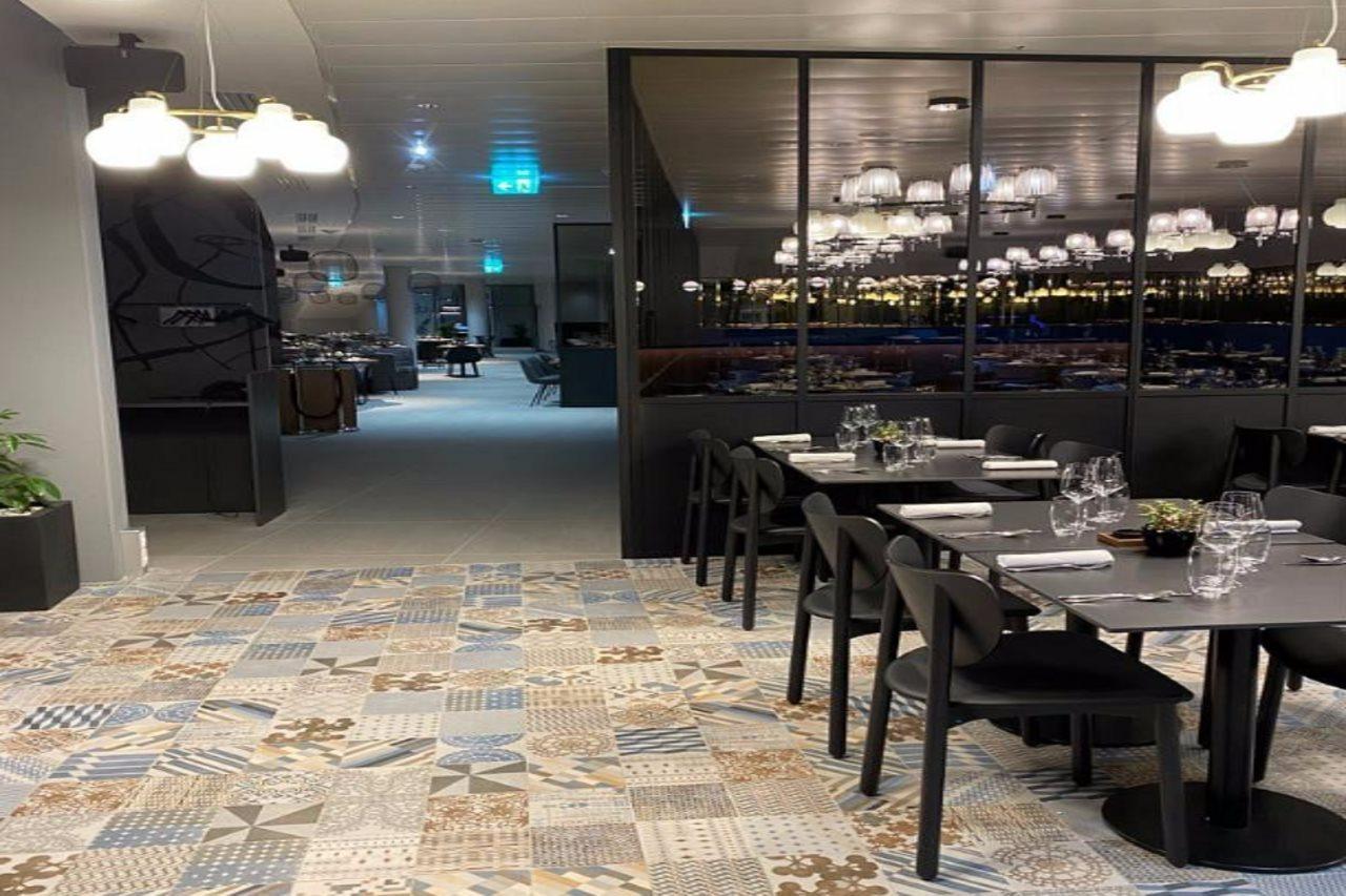 Mercure Geneva Airport Мейрин Екстериор снимка