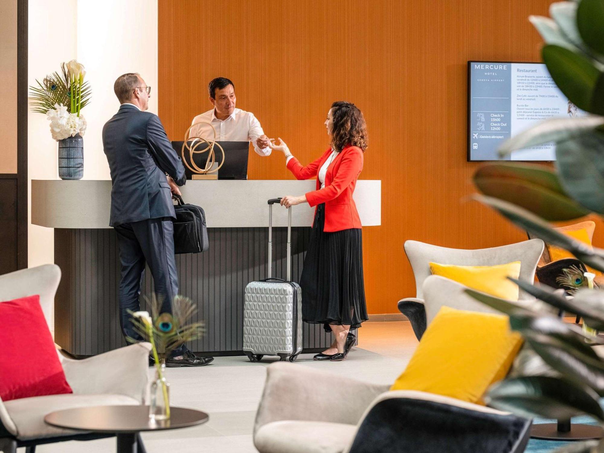 Mercure Geneva Airport Мейрин Екстериор снимка