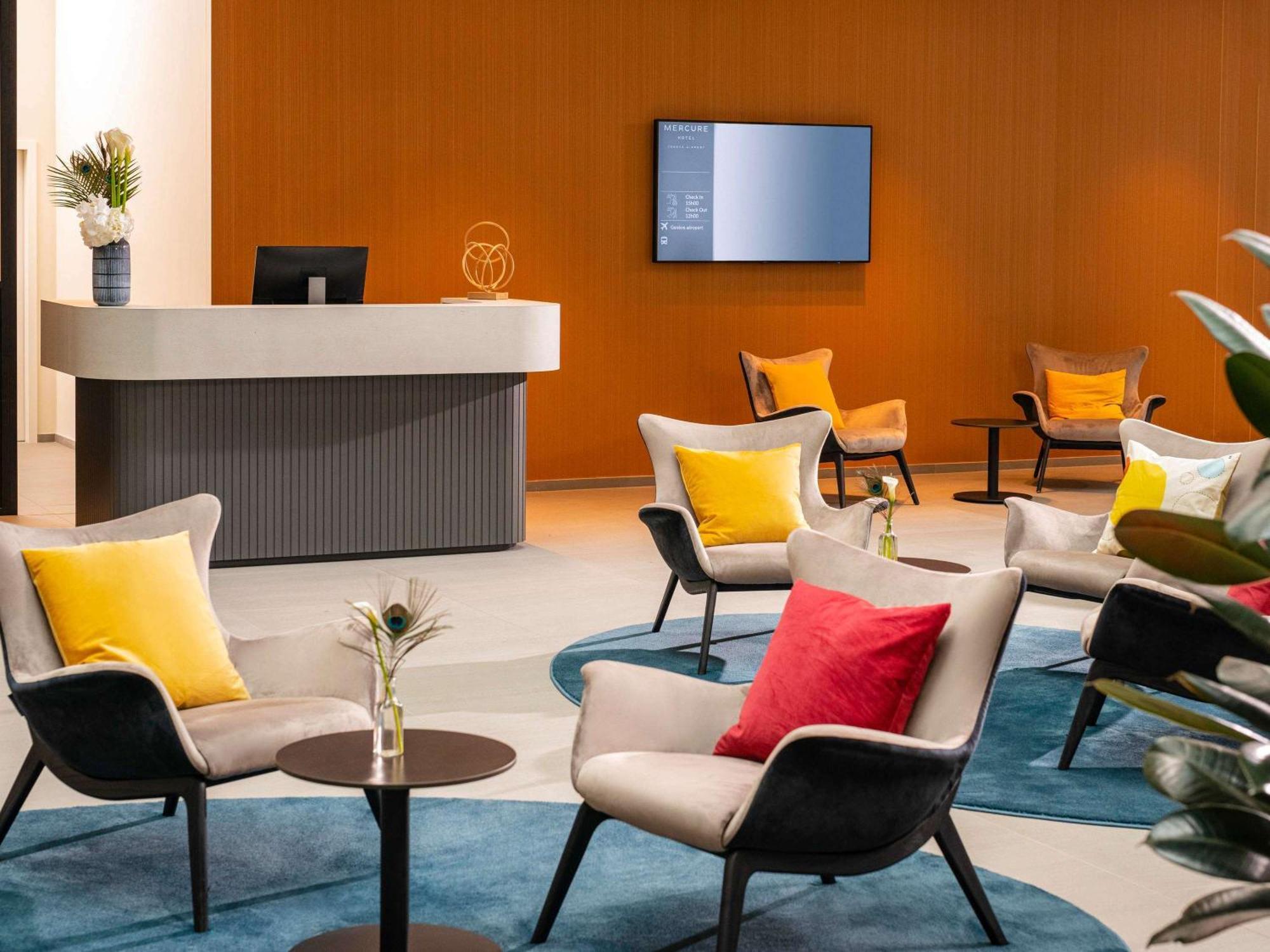 Mercure Geneva Airport Мейрин Екстериор снимка
