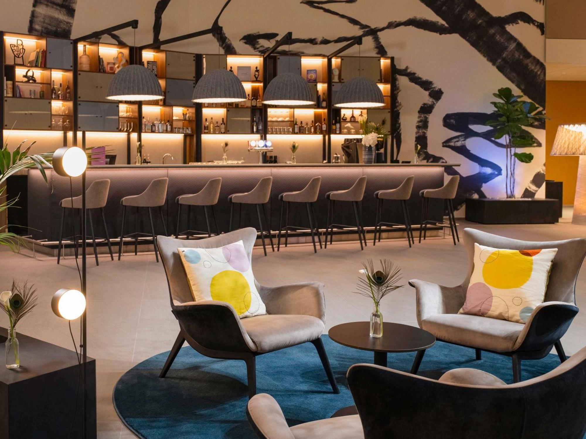 Mercure Geneva Airport Мейрин Екстериор снимка
